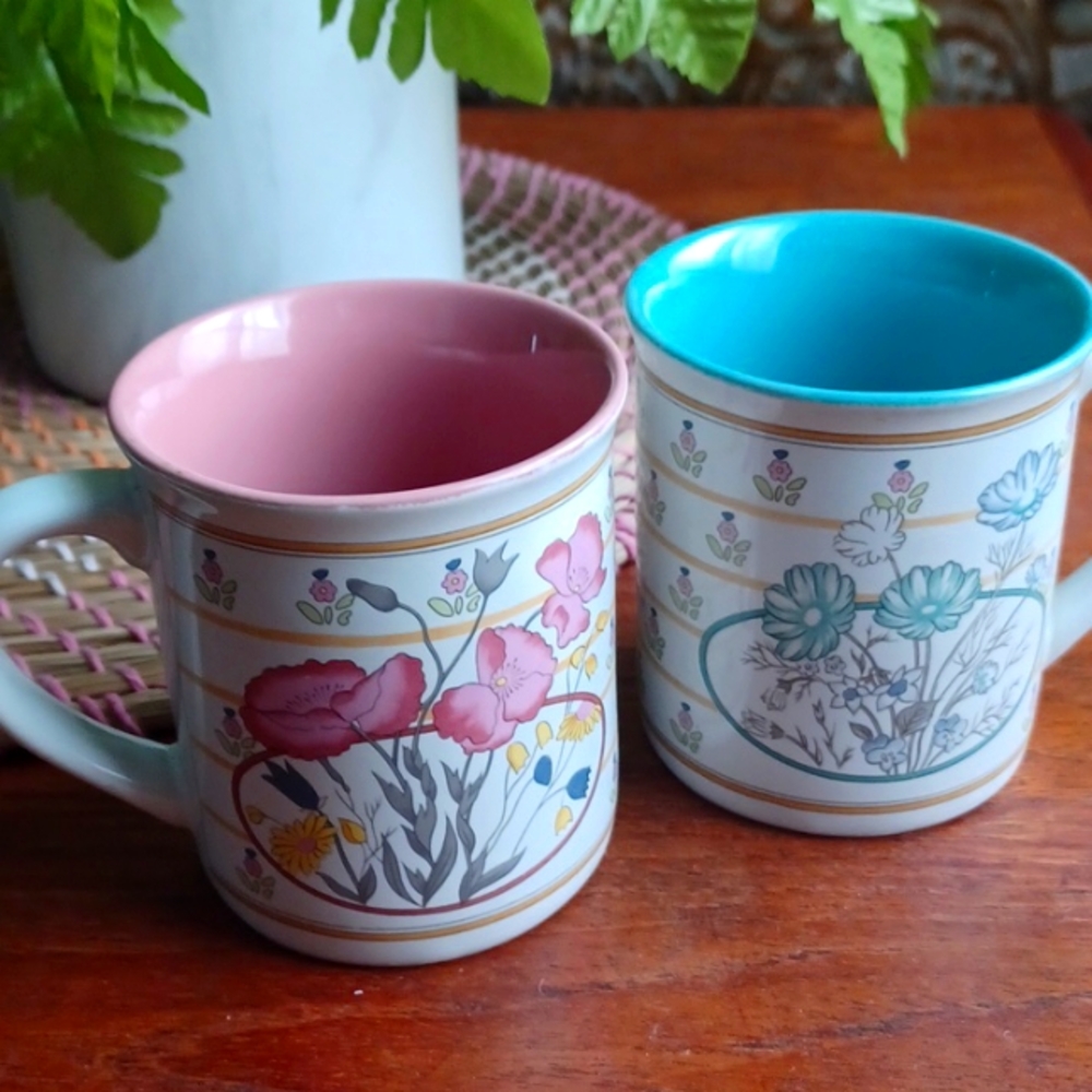 Vintage Mugs - Pretty Pair Floral 80s